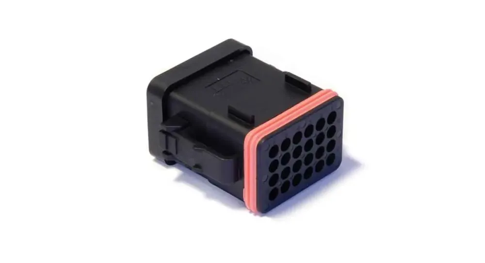 CTC 24 WAY PLUG BLACK / 132015-0075